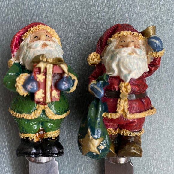 Five Christmas Cheese/Butter Spreaders. Cute detailed Santas and Snowman - Picture 7 of 7